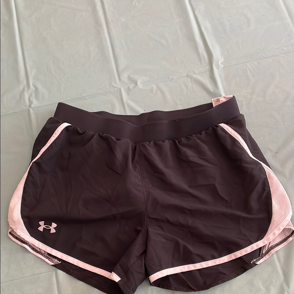 Under Armour Women's Black and white Shorts